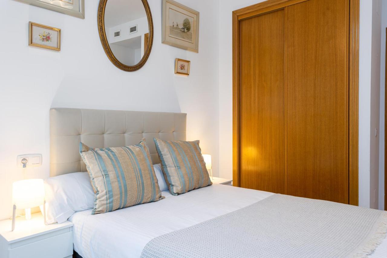 Holidays2Malaga Carrera Capuchinos Free Parking Aircon Downtown Exterior foto