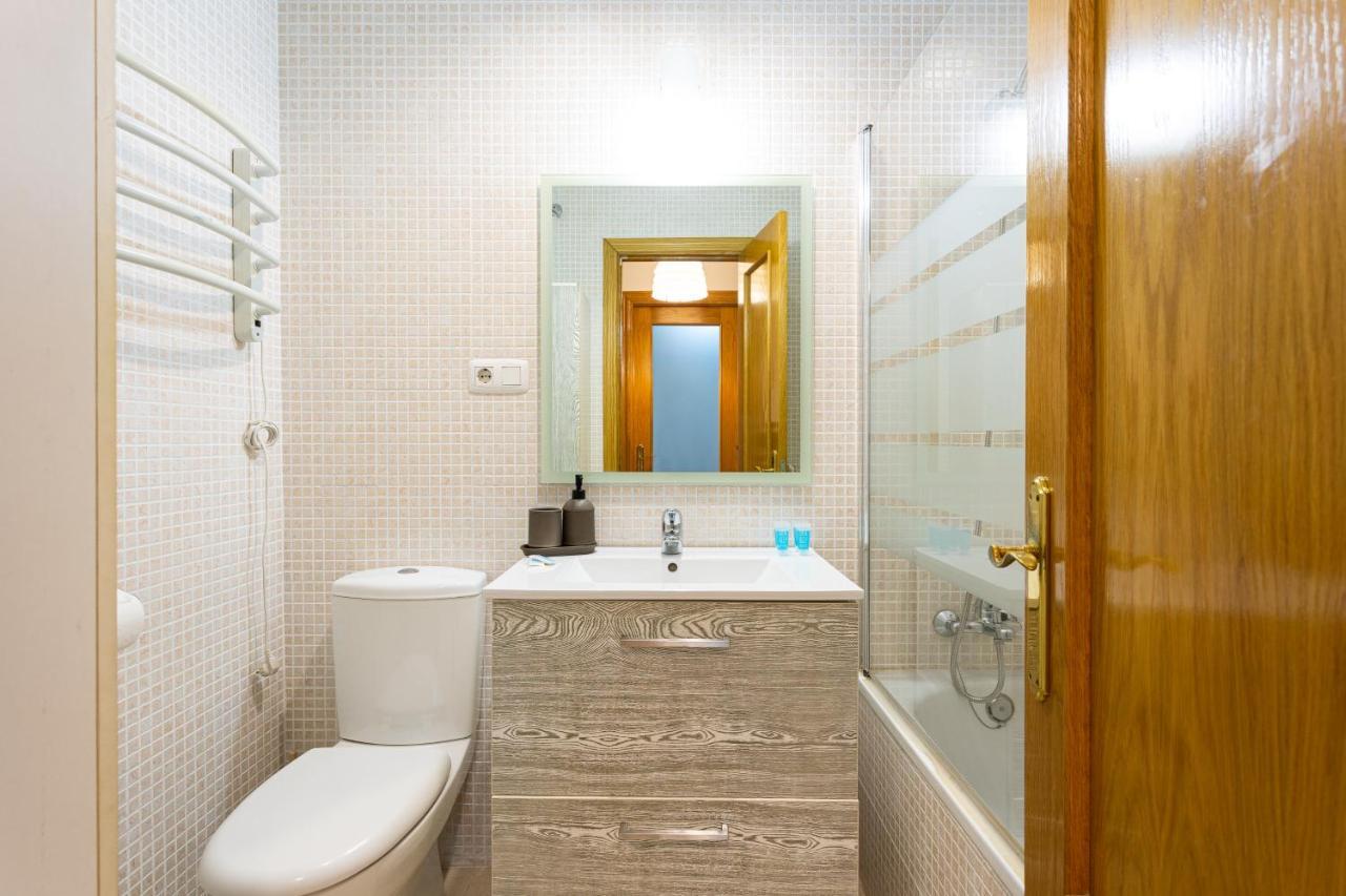 Holidays2Malaga Carrera Capuchinos Free Parking Aircon Downtown Exterior foto